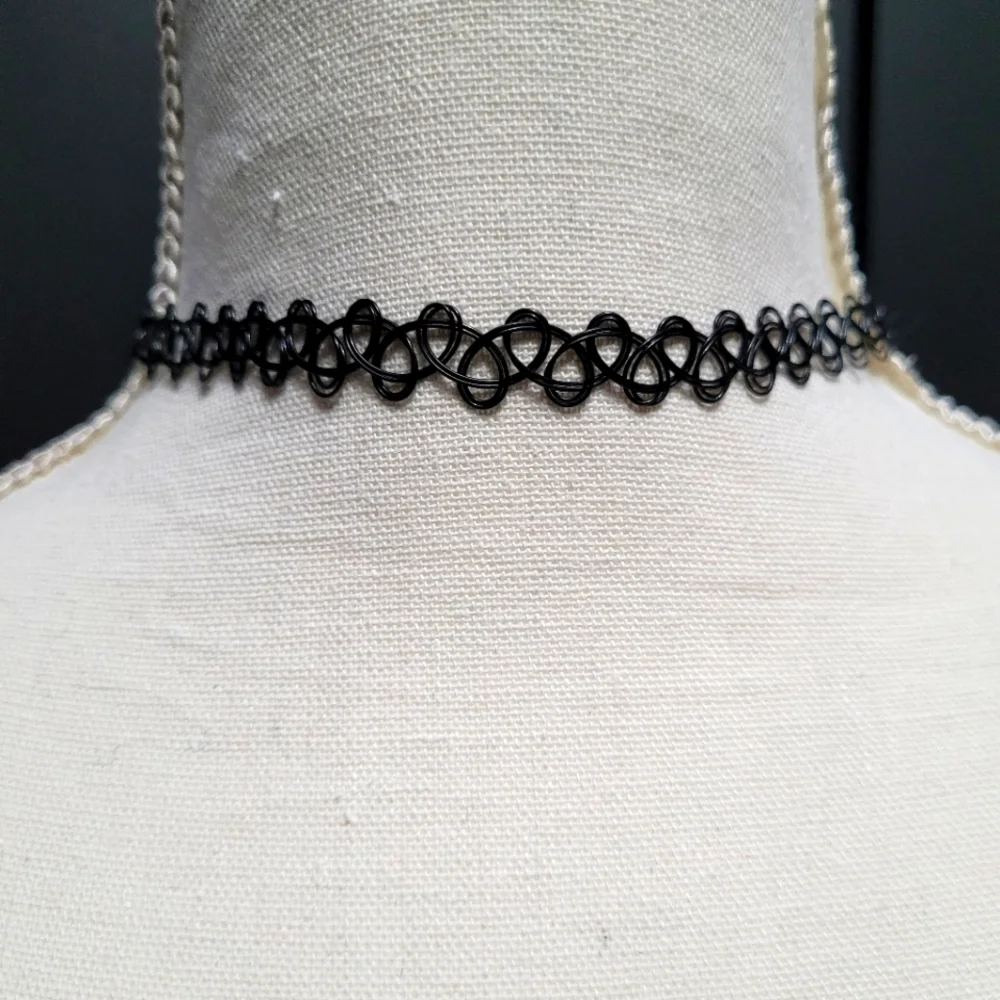 Set of 2 black choker necklaces